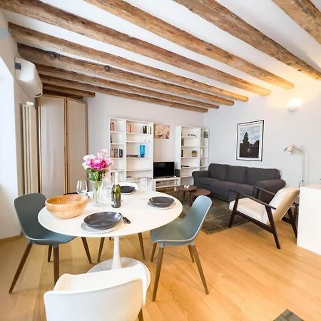 Mazzini 9 Tirabora Short Rent Apartment Trieste Ngoại thất bức ảnh