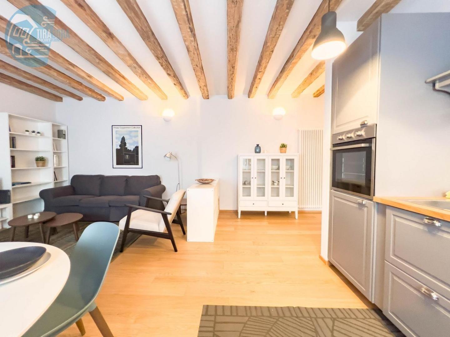 Mazzini 9 Tirabora Short Rent Apartment Trieste Ngoại thất bức ảnh