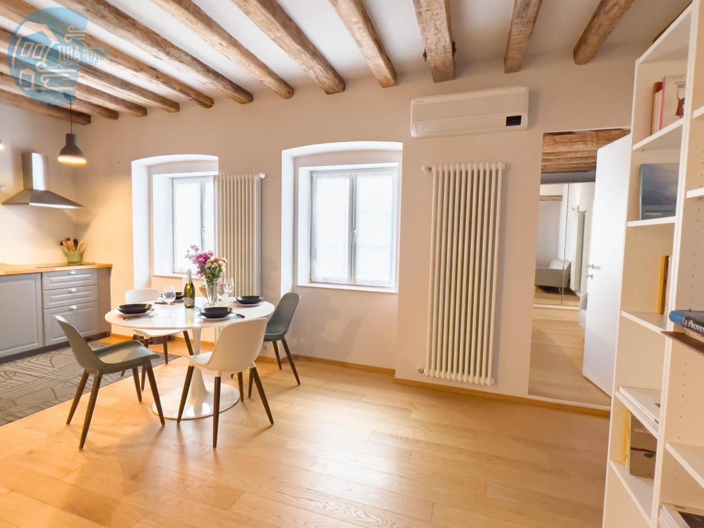 Mazzini 9 Tirabora Short Rent Apartment Trieste Ngoại thất bức ảnh