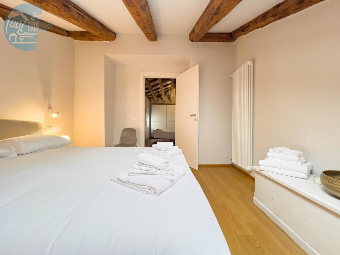 Mazzini 9 Tirabora Short Rent Apartment Trieste Ngoại thất bức ảnh
