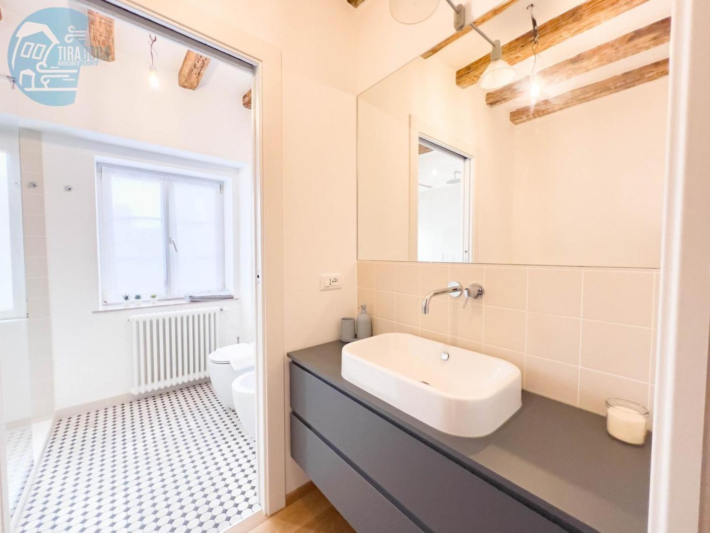 Mazzini 9 Tirabora Short Rent Apartment Trieste Ngoại thất bức ảnh