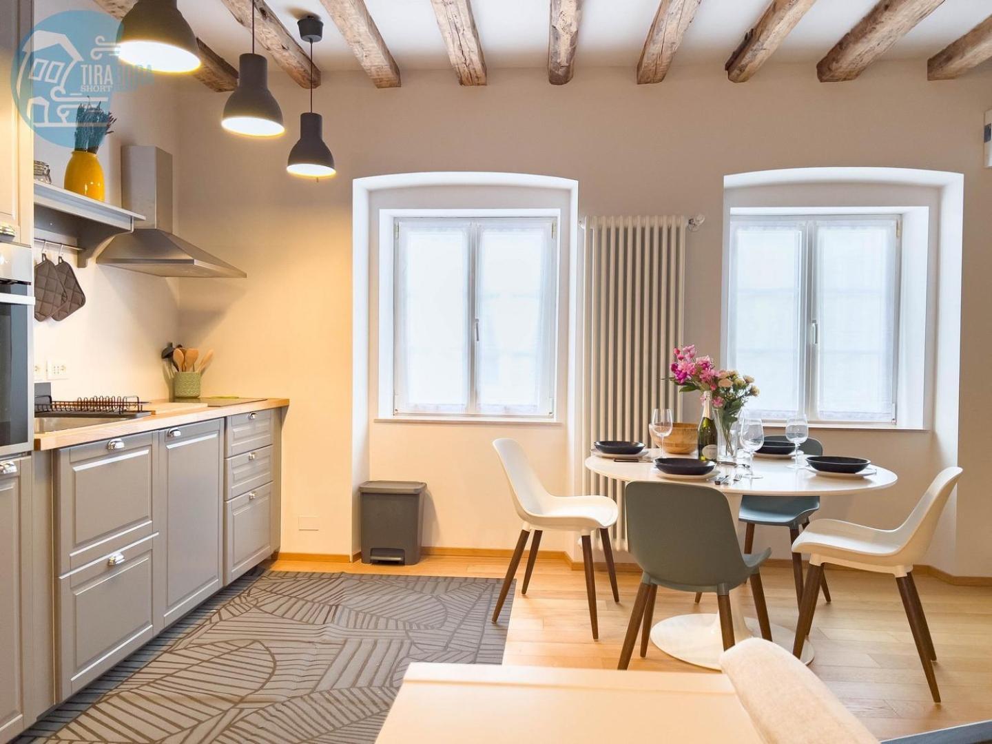 Mazzini 9 Tirabora Short Rent Apartment Trieste Ngoại thất bức ảnh