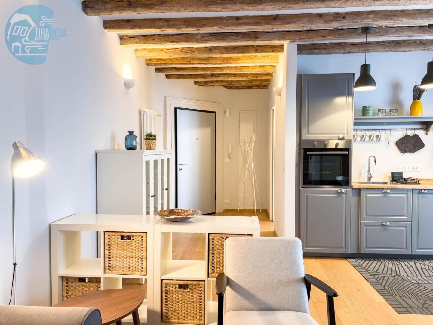 Mazzini 9 Tirabora Short Rent Apartment Trieste Ngoại thất bức ảnh