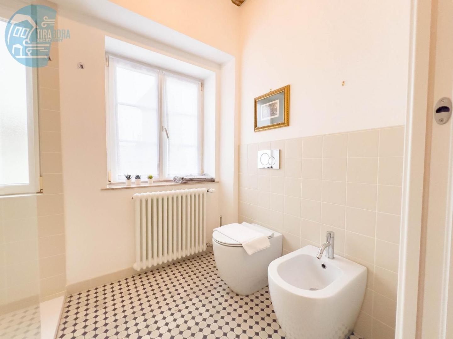 Mazzini 9 Tirabora Short Rent Apartment Trieste Ngoại thất bức ảnh